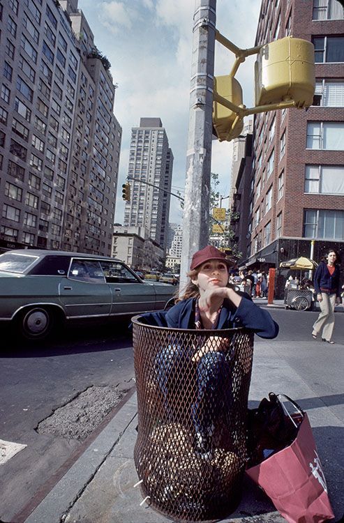 80s90sthrowback:  Carrie Fisher photographed by Douglas Kirkland, 1980.
