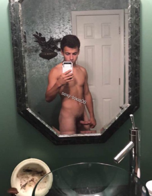 sexy-trixie08:  Fuckboy#81 Sexy Matty!❤️❤️❤️🍆💦 I just cant get enough!👌  only @sexy-trixie08
