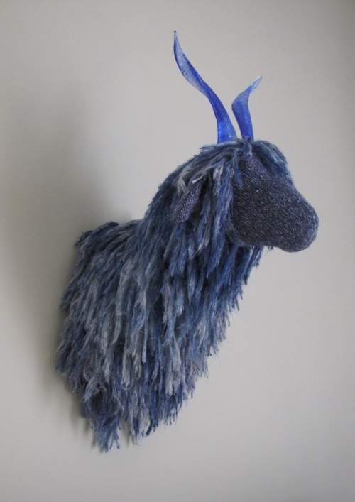 knithacker:Rachel Denny Creates Magnificent Domestic Trophies Knitted With Luxurious Alpaca and Yak Fibers https://wp.me