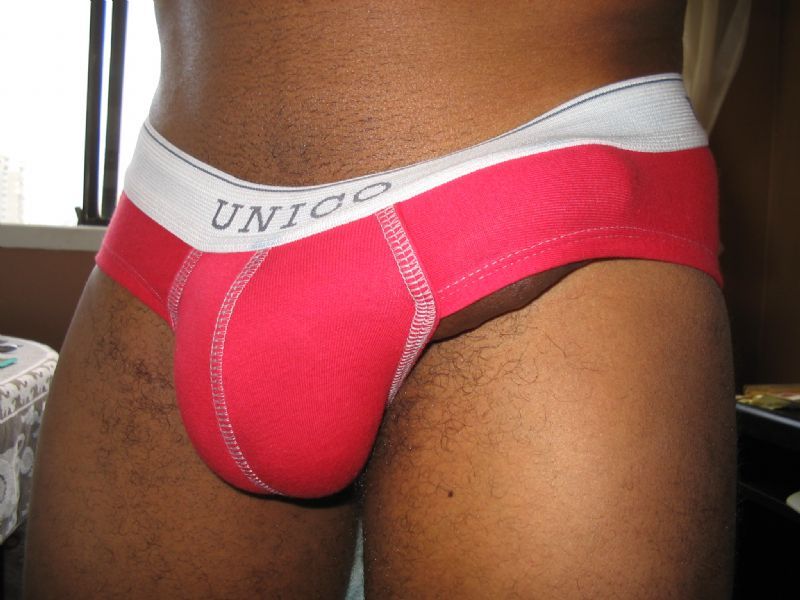 blog-username:  mmmm love that big bulge 