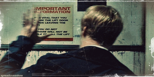 spreadloveaskew: Peter’s hair.