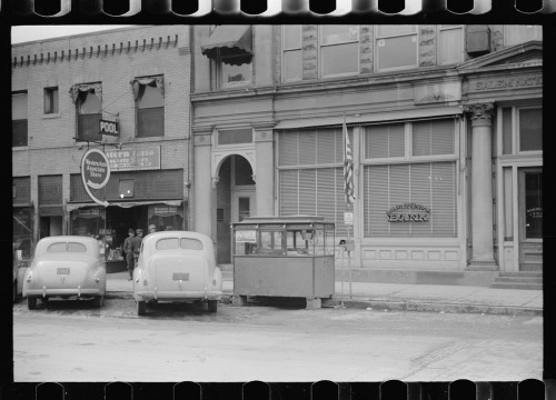 onceuponatown: Salem, Illinois. 1940.
