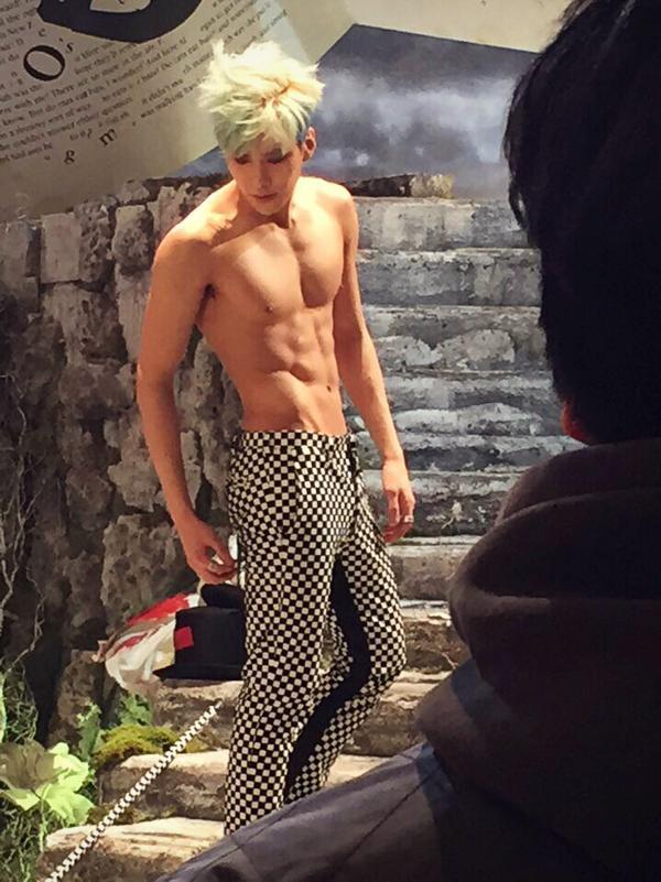 youngmineekkeo: [150310] @G_BoyFriend #보이프렌드 #BOUNCE MV filming site paparazzi!