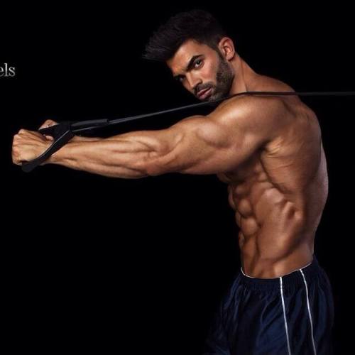 muscle-addicted:  Sergi Constance