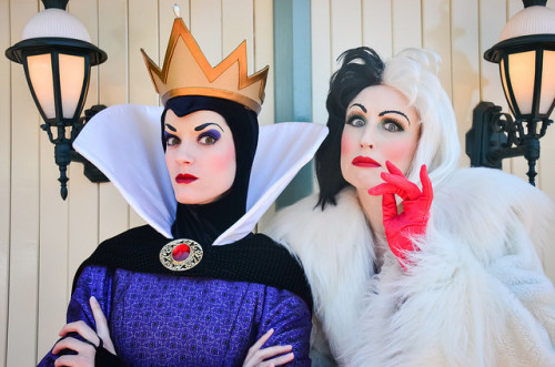 d-sneyprincess:Cruella and the Queen by EverythingDisney on Flickr.