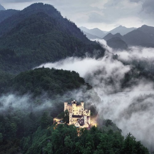 marzipanandminutiae:quiet-nymph:Photography by kilianschoenbergerHohenschwangau Castle, Schwangau, G