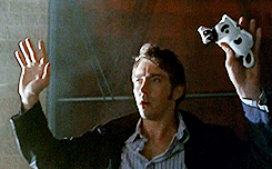 leepacey:  Lee Pace as Aaron Tyler in Wonderfalls ep05 