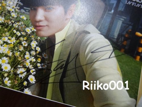 riiko001:  Received my Inspirit fanclub card !!!!But guys…Am I the only one who received