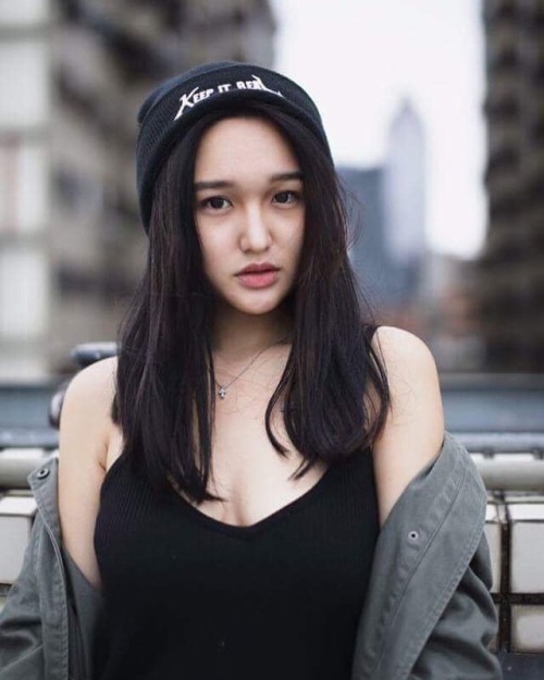 // By Li Shen . . . #taiwan# #model #canon #portrait #taipeigram #portraitshot #Portrait_vision #portraitmood