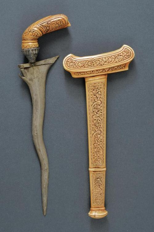 Kris with carved ivory mounts, Sulawesi (Indonesia), 19th century.from Czerny’s International Auctio