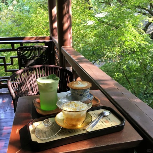 Caf And Tea House In Traditioanl Chinese Architecture Style
