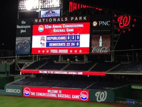 kileyrae:Democrats defeat Republicans 22-0 at 52nd Annual Congressional Baseball Game. (images via @