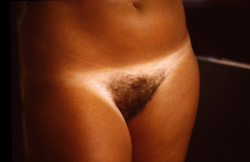 hairypussiesmylove: More Awesome Pubes HERE