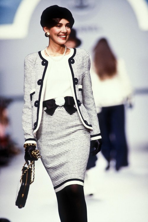 Chanel - Spring 1989 RTW