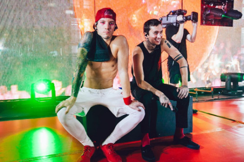 fucktwentyonepilots:Twenty One Pilots