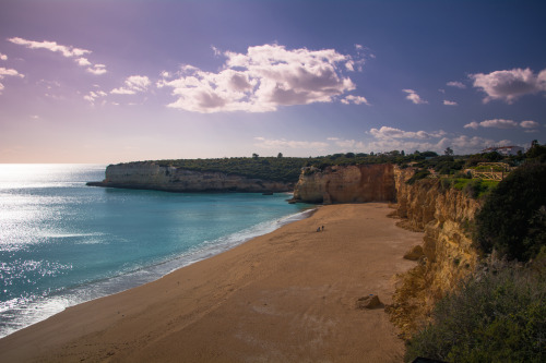 theencompassingworld: pedromgabriel: - Shades of blue -  By Pedro Gabriel Explore The World Aroun