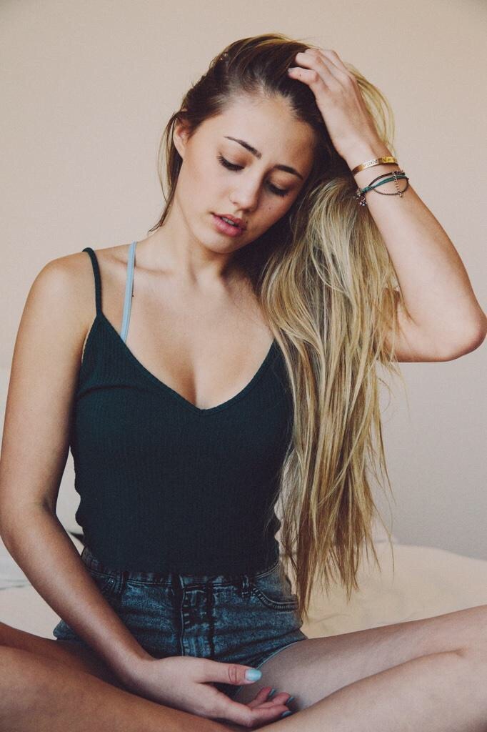 nek48:  You tuber whores: Lia Marie Johnson