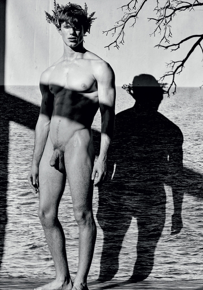 ohthentic:  malesinphotos:Kevin Thompson | ph. Mariano Vivanco  Oh