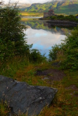 fuckitandmovetobritain:  Eilean Donan Castle,