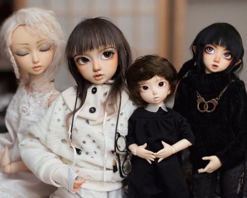 Soony group shot! So, a very kind user on DoA responded to my WTB for a LTF body for the LTF Soony f