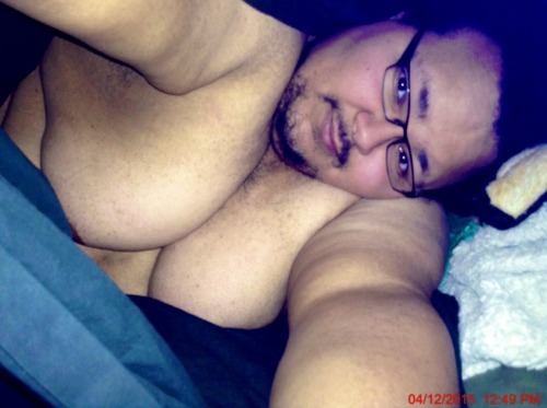 sumoboy69:  fatants:  Legend has it, that once, every 10,000 years, I actually don’t look terrible😄  Whatever, you don’t ever look terrible.