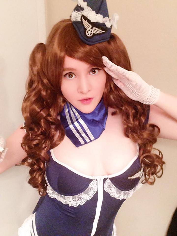 nsfwfoxydenofficial:  How can I be of assistance on your flight with fox airlines?