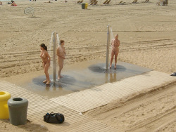 Nudist Beach Pics