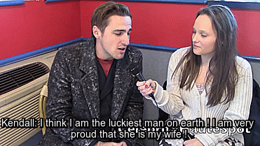 aucelebrity:  Au Meme : Kendall Schmidt talks about your honeymoon.
