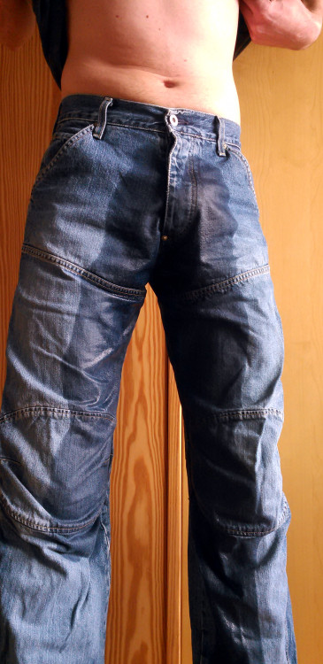corney512:I tried to be a big boy …. and … oops … I think I failed. Who’s gonna help me …? Very nice!