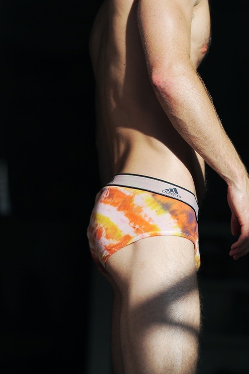 briefsgalore:Every day new hot guys showing off their body in briefs or speedos! Check out and follow Briefs Galore! Follow me on Twitter for the latest guys in briefs or speedos! Briefs Galore | Twitter | View The Archive | Submit Your Pics | Ask
