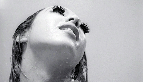 cinemaspam:  I am a wound and a sword, a victim and an executioner. Funeral Parade of Roses (1969) d