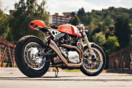 Orange Crush: Plan B’s Yamaha XV 750.(via Orange Crush: Plan B’s Yamaha XV 750 | Bike EXIF)More bike