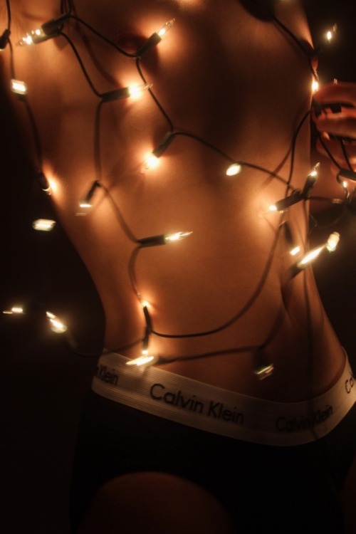 kxnktwxnk: Light me up Can I have him for Christmas?