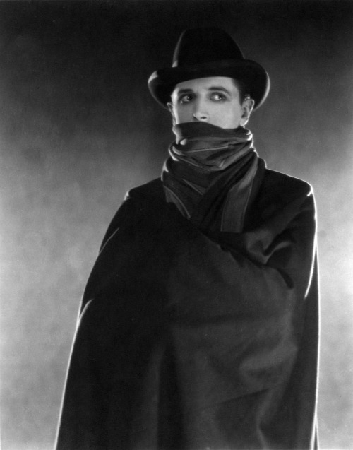 silverscreams:THE LODGER, 1927. 