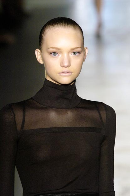 gemmawardfanclub: Calvin Klein FW 2005 See full galleries @ www.nobraneeded.com
