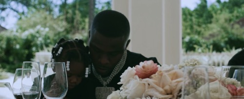 mahoganymamii:DaBaby and his daughter in “INTRO” (2019)