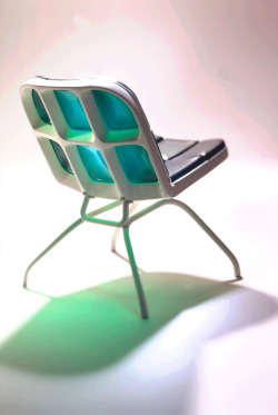 y2kaestheticinstitute:  Soft Cell – Chair (1999)Design: Studio AisslingerMaterials: TechnoGel, fiberglass, steelSoft Cell has a flexible slab of TechnoGel, webbed with a fiberglass frame. It is inspired by Nike’s hi-tech sneakers of the period, and