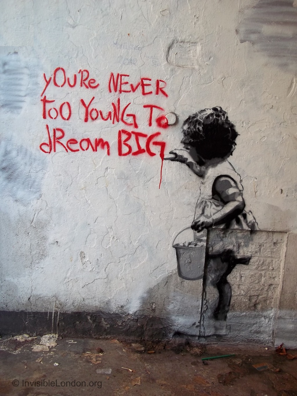 invisiblelondon:
“Dream big.
(London, WC1)
”