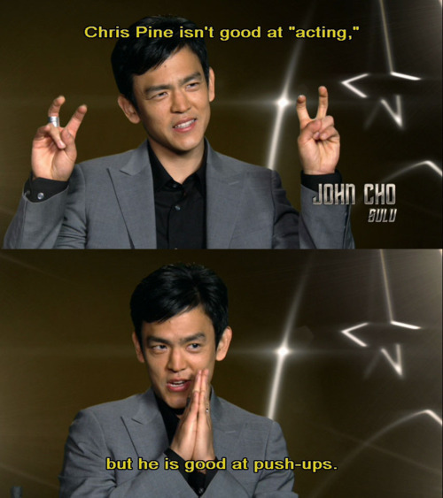 itreallyisthelittlethings:randomverbose:“Can we just take a long moment to appreciate John Cho provi