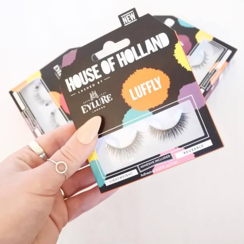 Excited to try these new House of Holland @eylureofficial lashes! Luffly are my fave #eylurelashes #