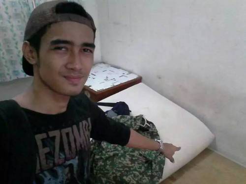 asimazai87: spyalammaya: Abam askar shah alam seksyen 32. Handsome.. Sedappp