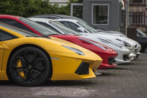 automotivated:  Lamborghini Aventador & Ferrari 458 italia by ehanoglu on Flickr.