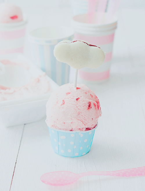 plumu:  helado de fresa (IMG_1522) (by SandeeACocina) 