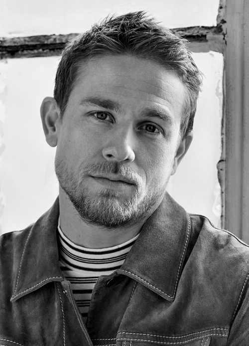 lukeskywalkers:Charlie Hunnam photographed by Christophe Meimoonfor Mr Porter (2017)