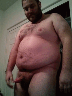 bigtruckbehr:  Sexy bear. 