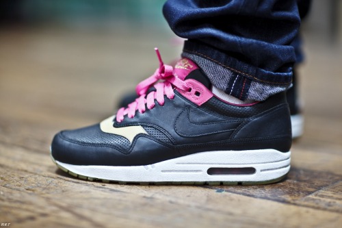 nike air max 1 kid robot