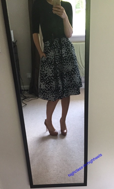 highclass-in-highheels: Today’s workwear