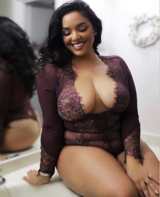 bombshellssonly: 
