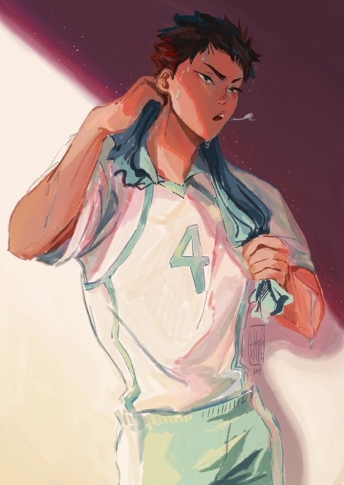 waveoftheocean:everyone in the aoba johsai vbc has a crush on iwaizumi and you can’t change my mindb