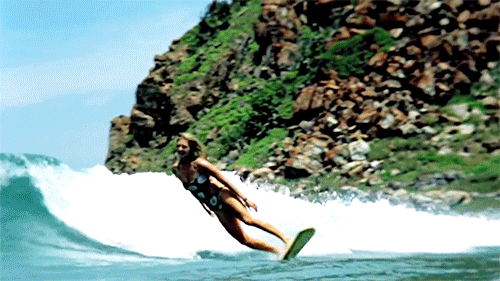 surphile:Steph Gilmore. Unlocked.via quiksilver